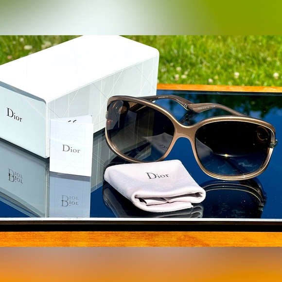 NWT Christian Dior Volute 2 STR Sunglasses 🤎Bronze with Rhinestone Temples 💎🤎 - Picture 1 of 16